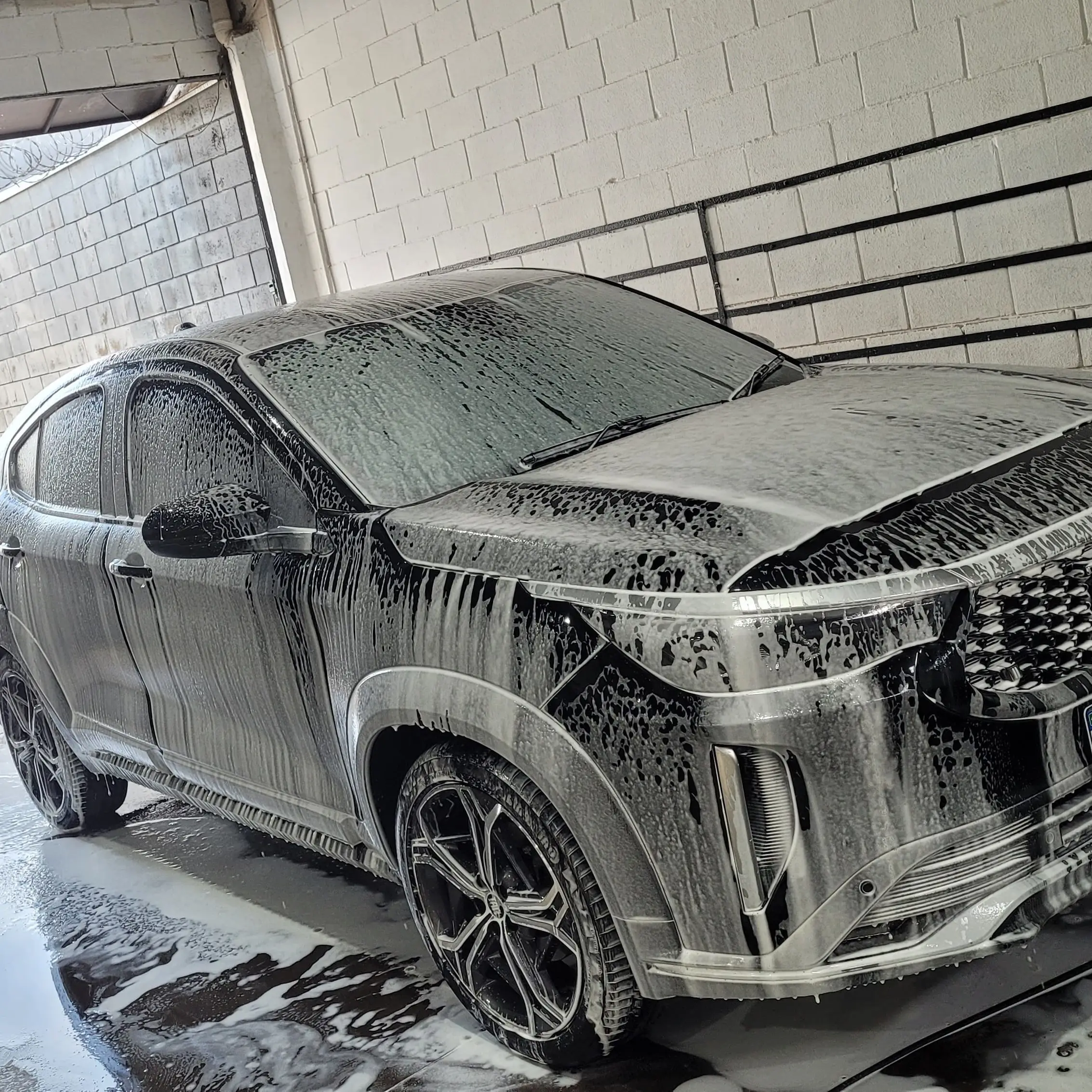 cristalização, higienização interna e revitalização de pintura. lava car Apucarana Jardim Ponta Grossa